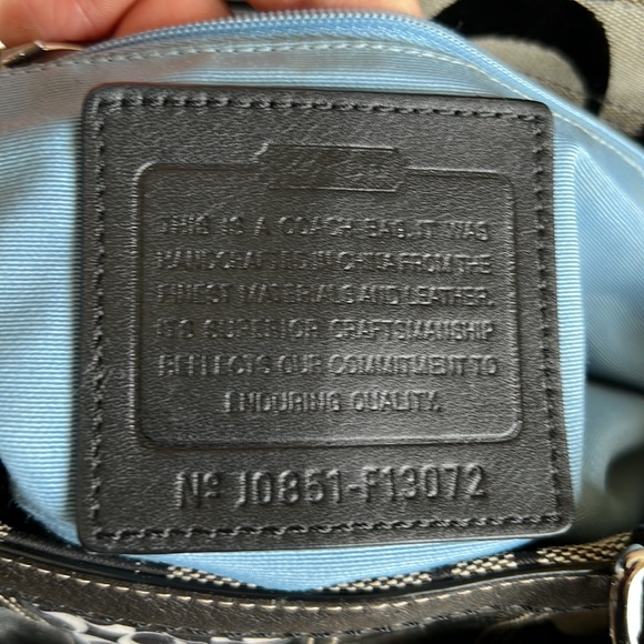 Coach Signature Hampden Bag - Picture 3 of 6